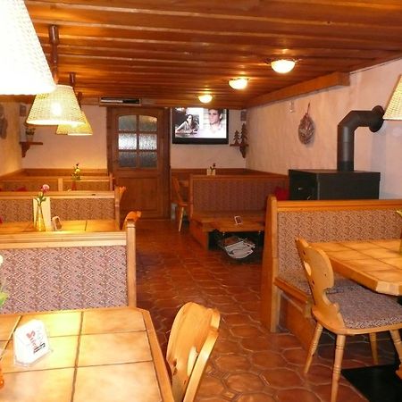 Gaestehaus Landhaus Tyrol Грийс-им-Селрейн Екстериор снимка