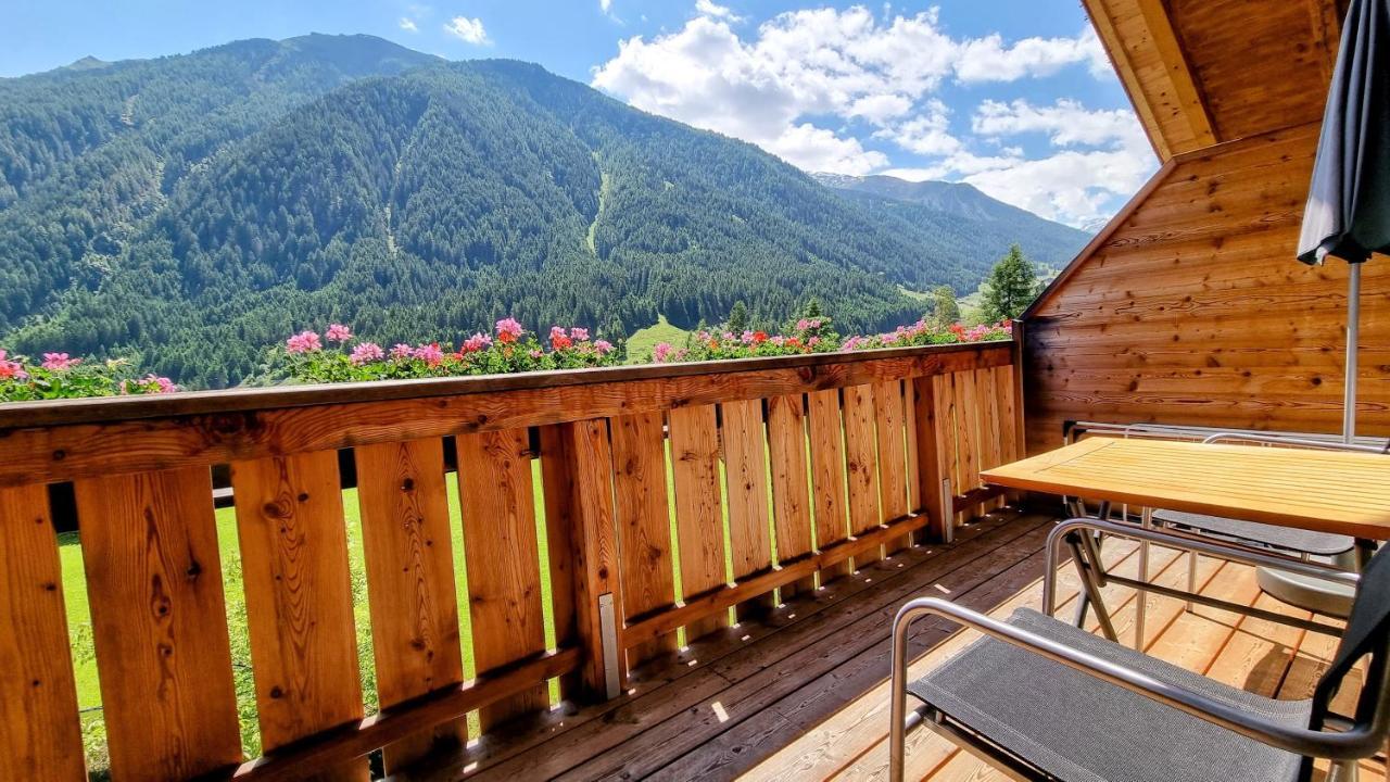 Gaestehaus Landhaus Tyrol Грийс-им-Селрейн Екстериор снимка