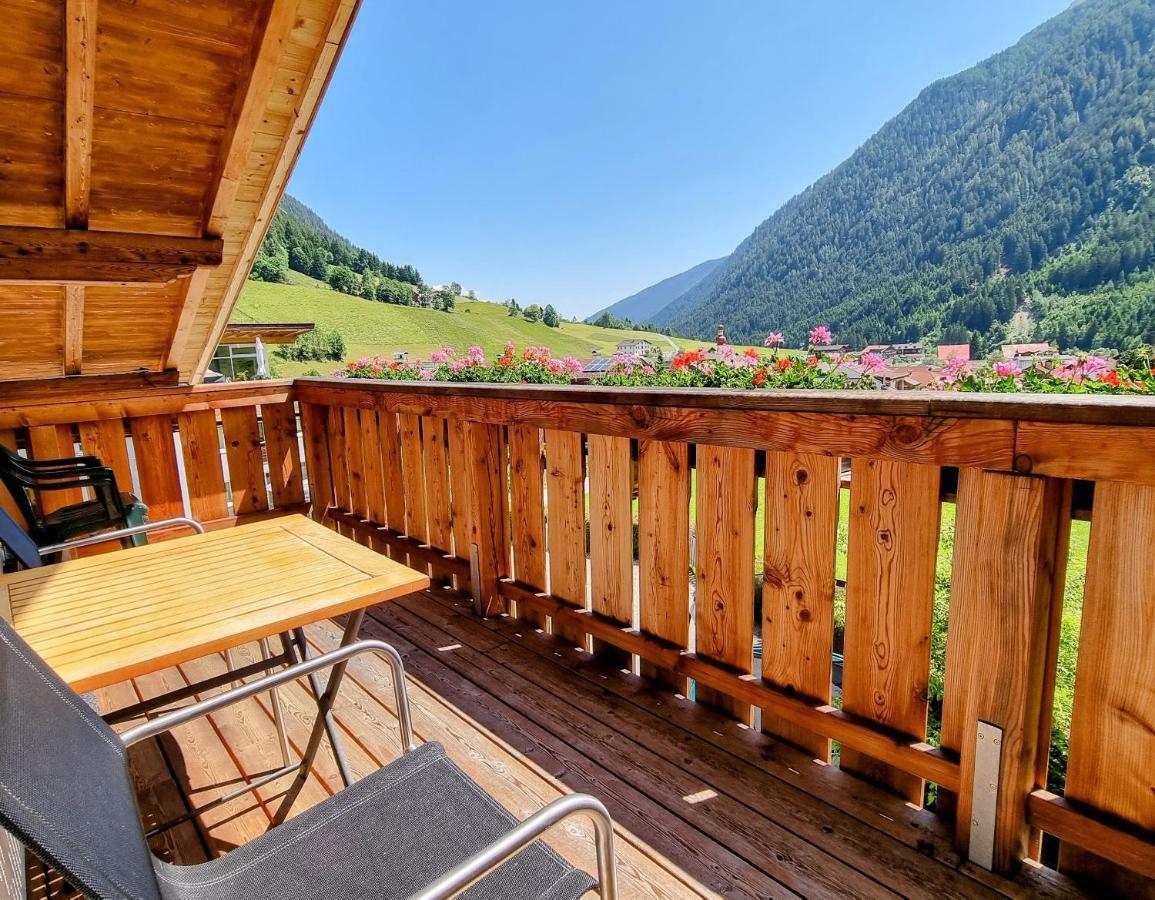 Gaestehaus Landhaus Tyrol Грийс-им-Селрейн Екстериор снимка