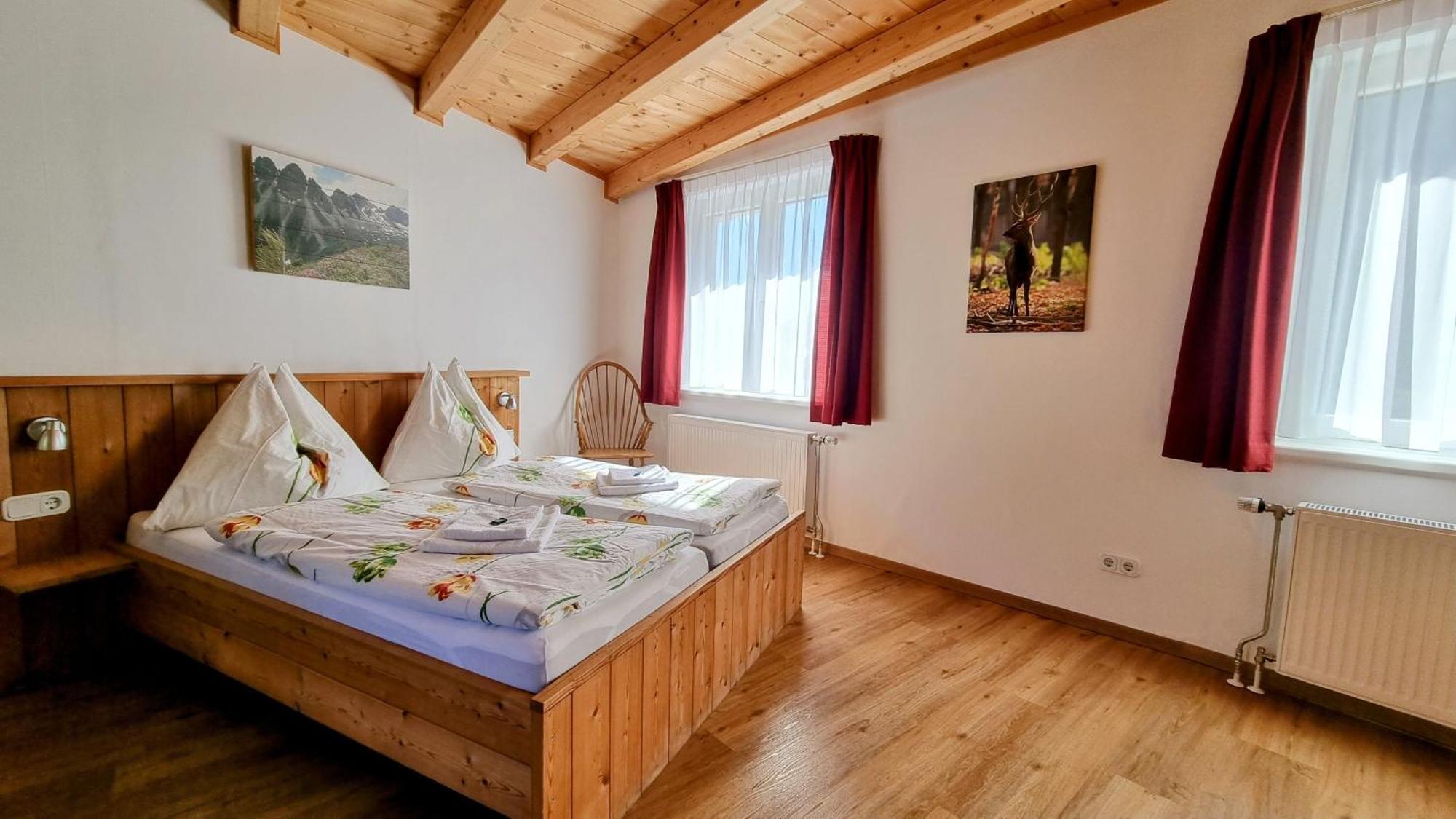 Gaestehaus Landhaus Tyrol Грийс-им-Селрейн Екстериор снимка
