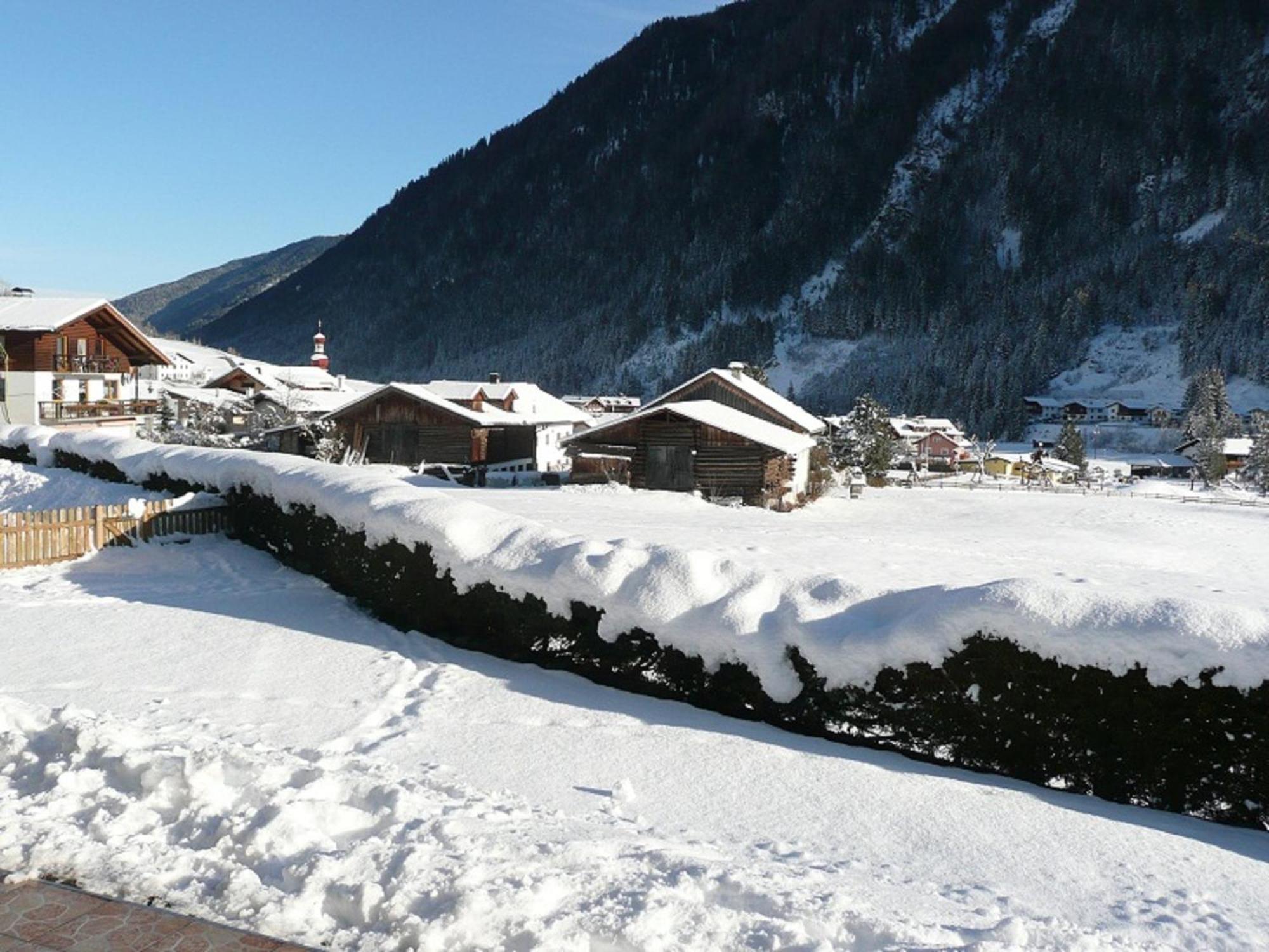 Gaestehaus Landhaus Tyrol Грийс-им-Селрейн Екстериор снимка